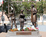 Памятник учительнице Савченко Валентине Николаевне 