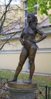 Памятник Наталье Воробьевой олимпийской чемпионке по вольной борьбе 2012 г.