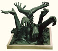 Скульптурная композиция "Руки"